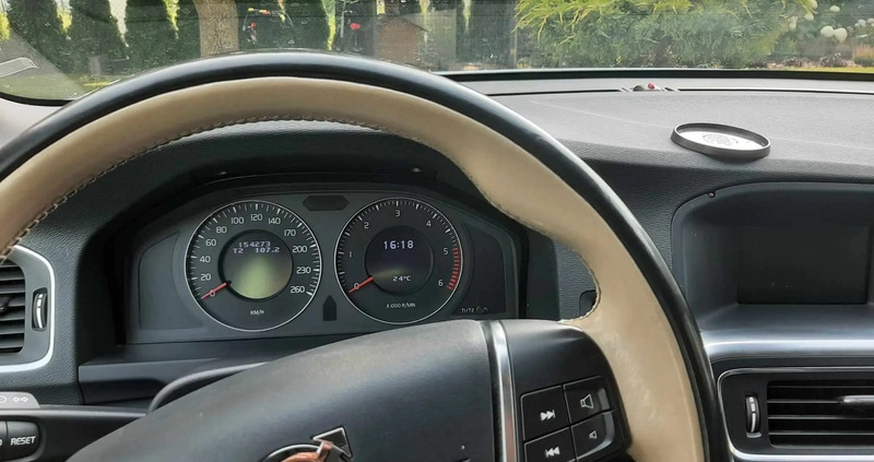 Volvo V60 cena 34000 przebieg: 155000, rok produkcji 2011 z Bobolice małe 22